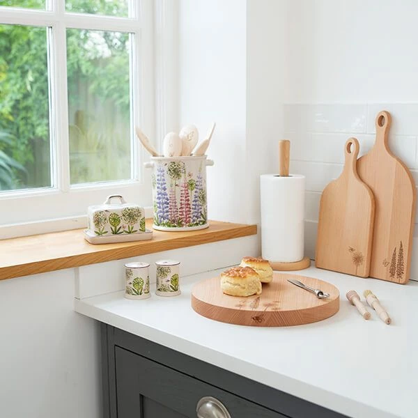 T&G Cottage Garden Beech Kitchen Towel Holder - Image 6