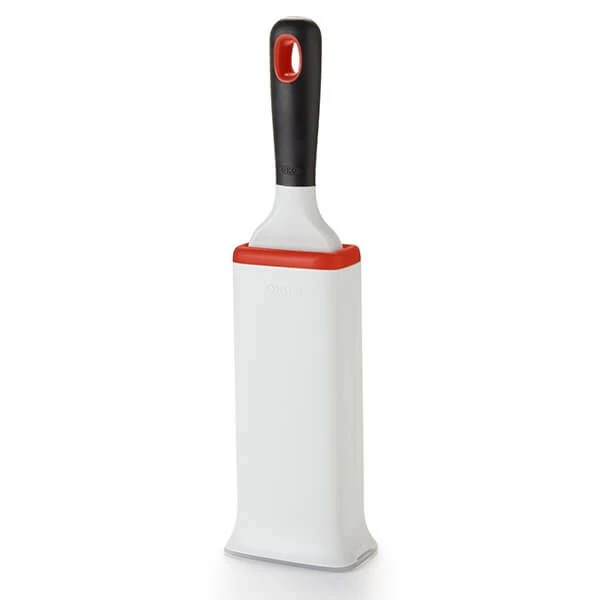 OXO Good Grips Furlifter Garment Brush