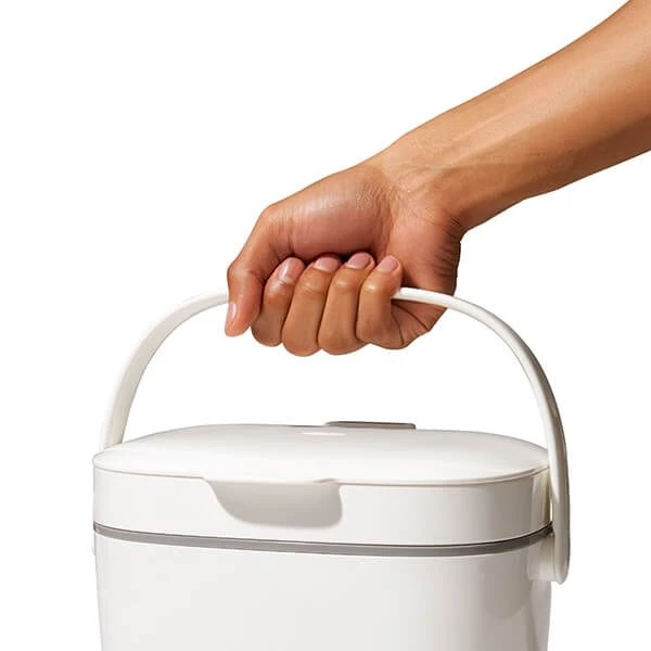 OXO Good Grips Easy-Clean White Compost Bin 6.62L - Image 2