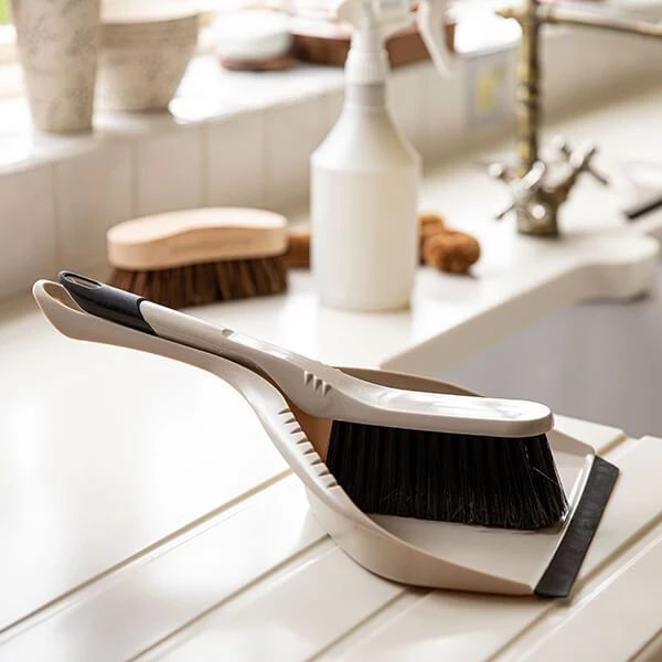 Natural Elements Eco-Friendly Recycled Plastic Dustpan And Brush - Image 3