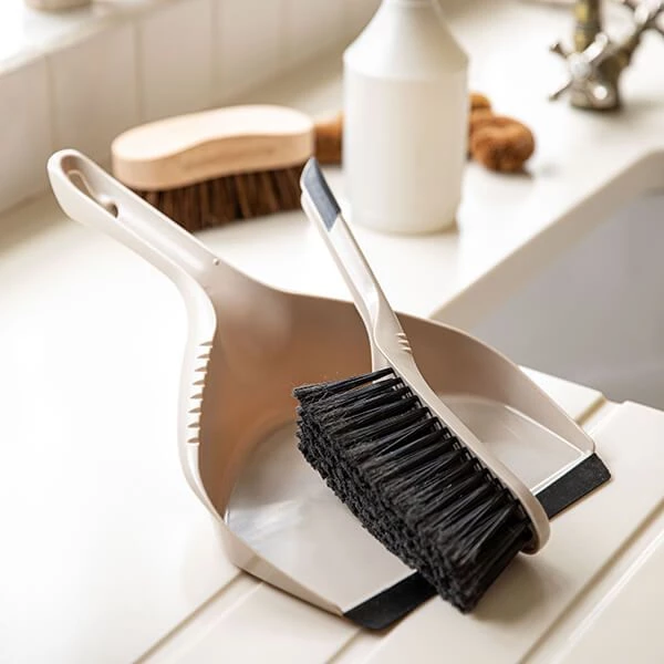 Natural Elements Eco-Friendly Recycled Plastic Dustpan And Brush - Image 4