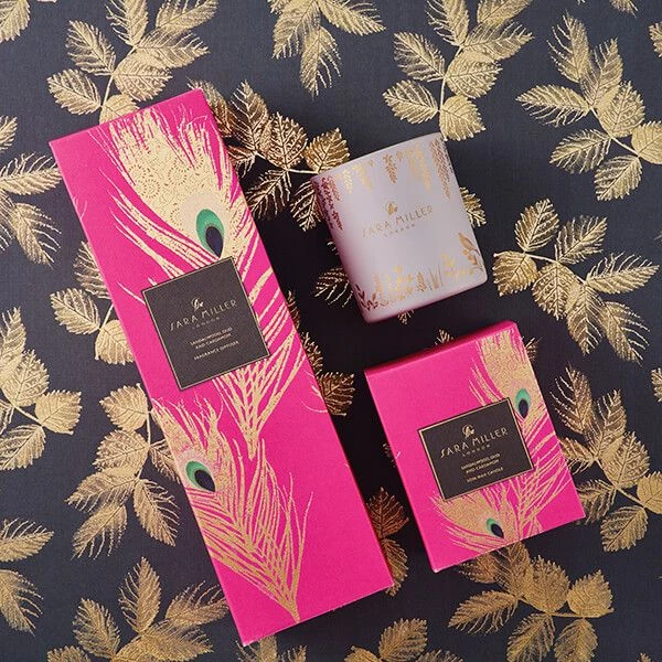 Sara Miller London Sandalwood, Oud & Cardamom 200g Candle - Image 2